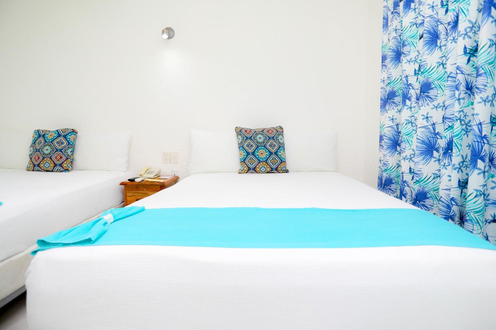 Hotel Maria De Lourdes Cancun Bagian luar foto