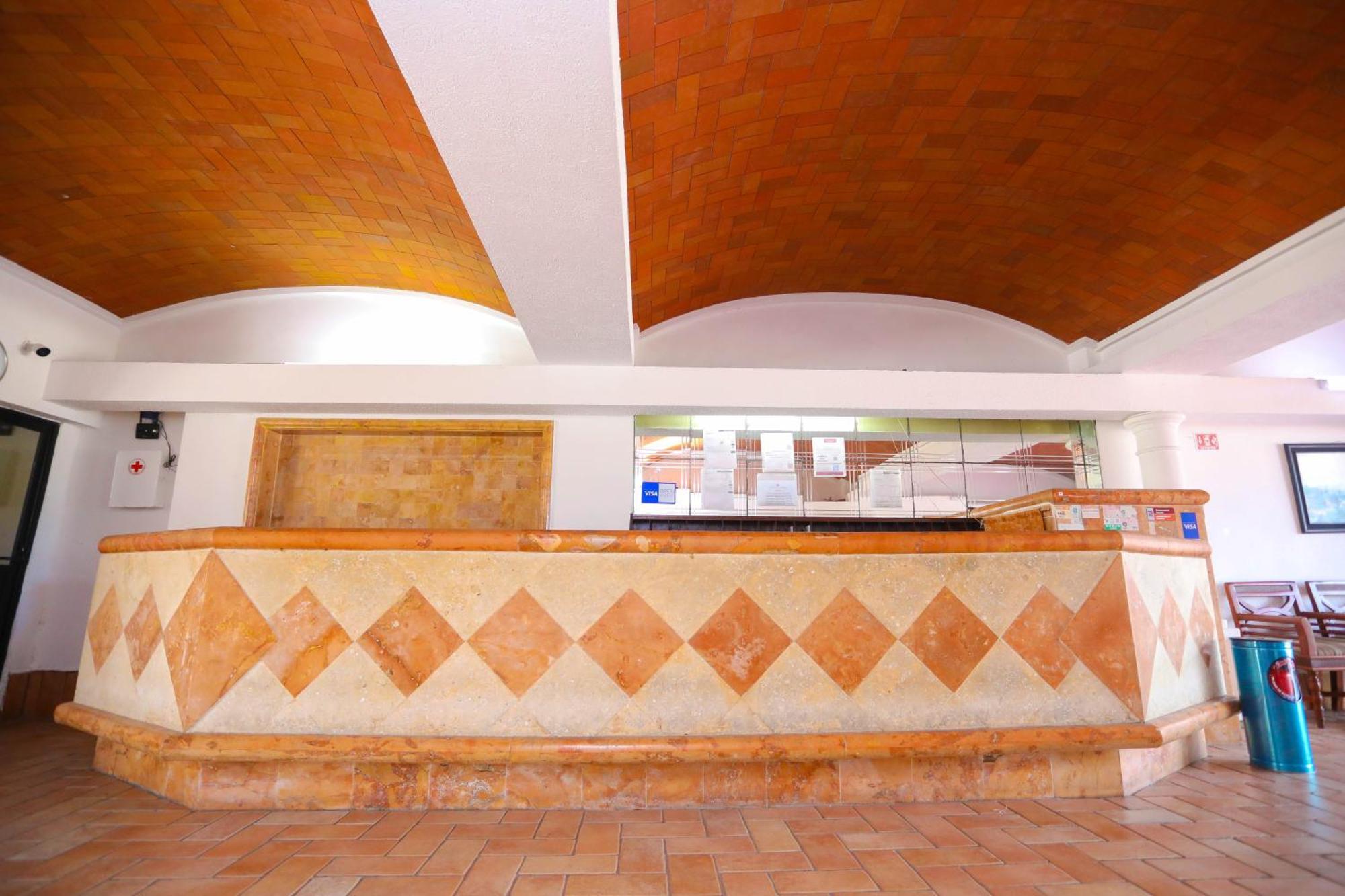 Hotel Maria De Lourdes Cancun Bagian luar foto