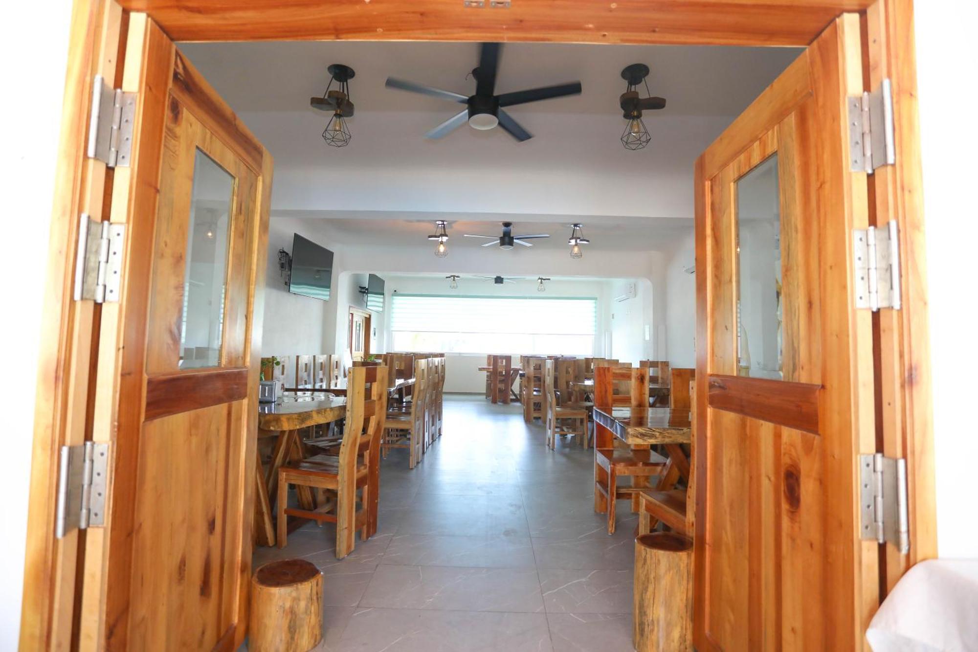 Hotel Maria De Lourdes Cancun Bagian luar foto