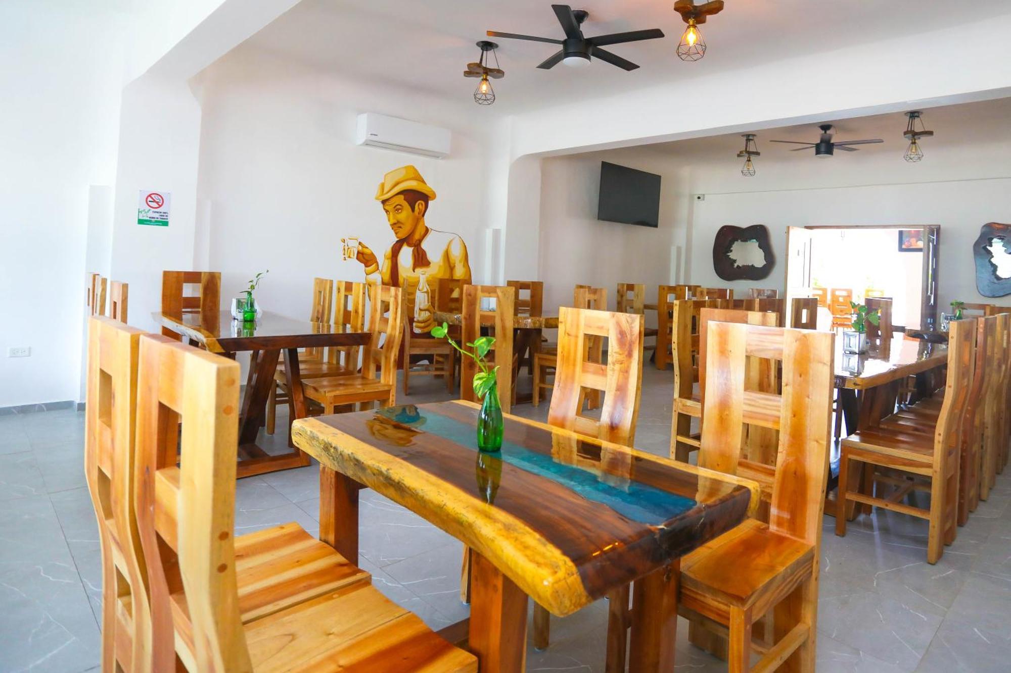 Hotel Maria De Lourdes Cancun Bagian luar foto