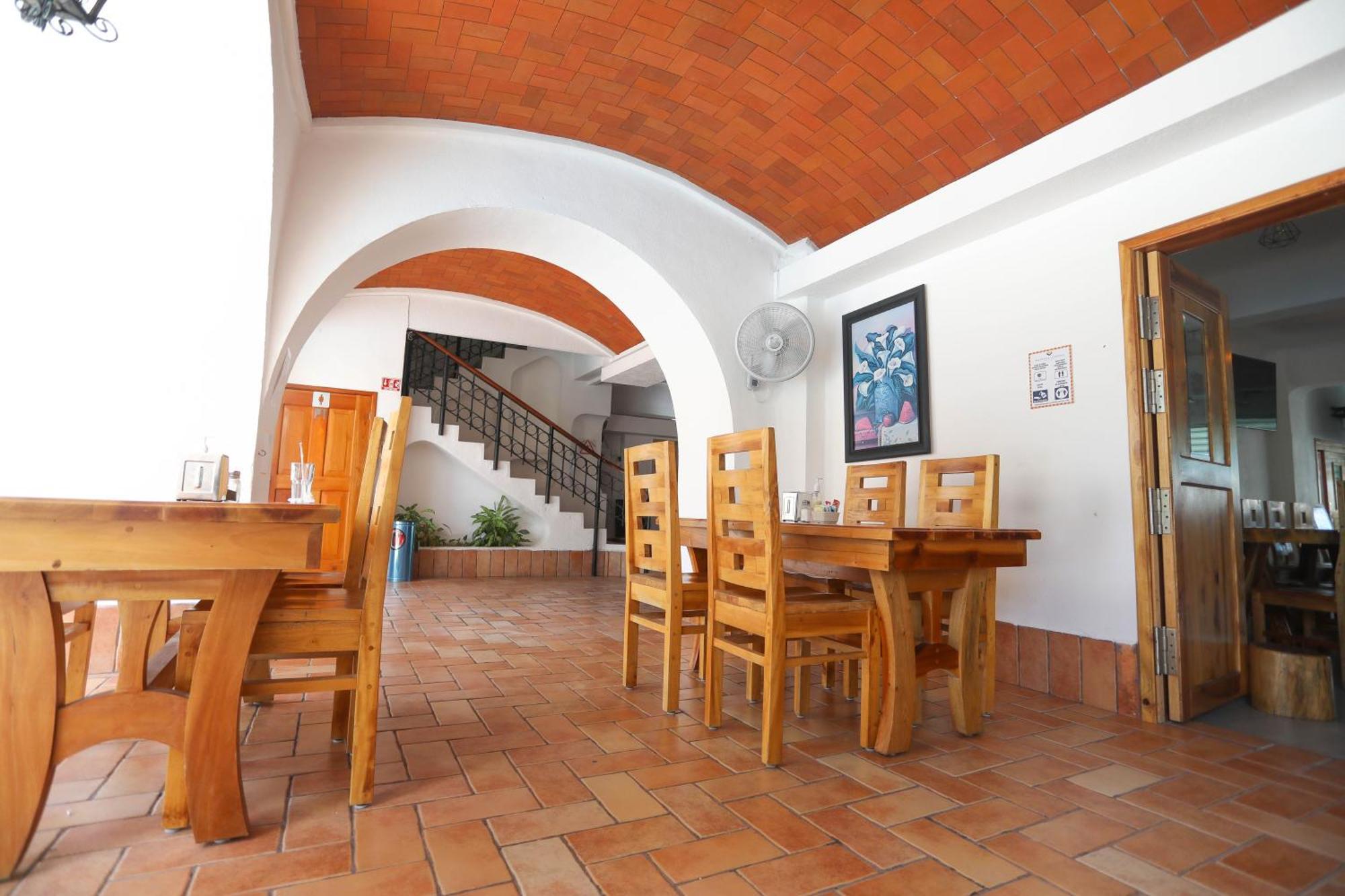 Hotel Maria De Lourdes Cancun Bagian luar foto